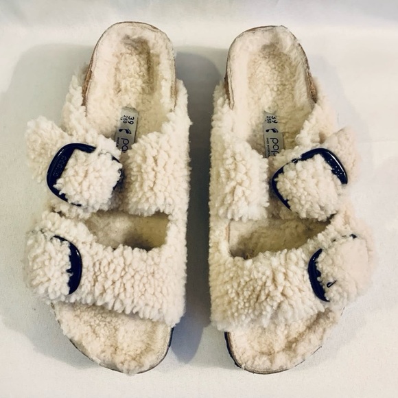 Birkenstock Cream Fuzzy Sandals - Picture 3 of 7